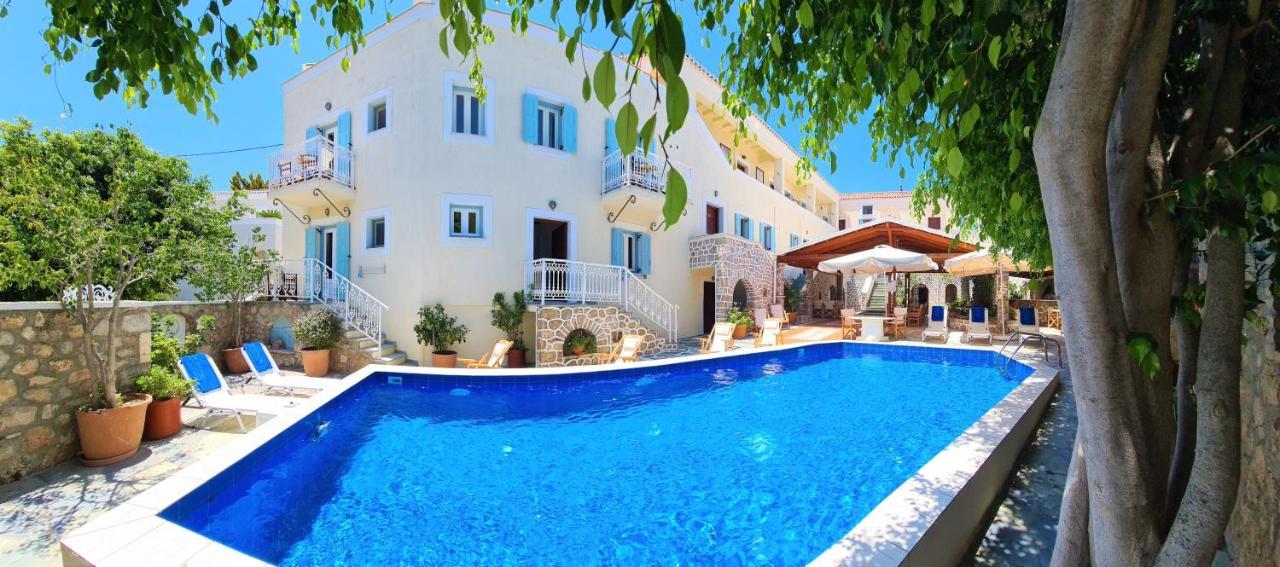 Kastro Hotel 스페체스 외부 사진