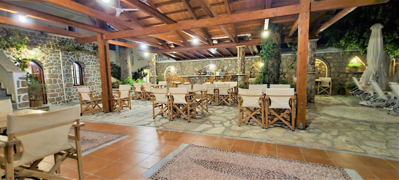Kastro Hotel 스페체스 외부 사진